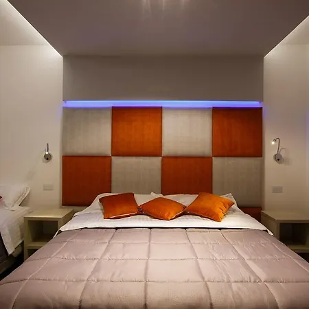 Orange - De Vivo Realty Sorrento
