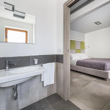 Orange - De Vivo Realty Sorrento