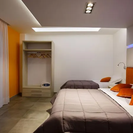 Orange Suites - De Vivo Realty Sorrento 4*