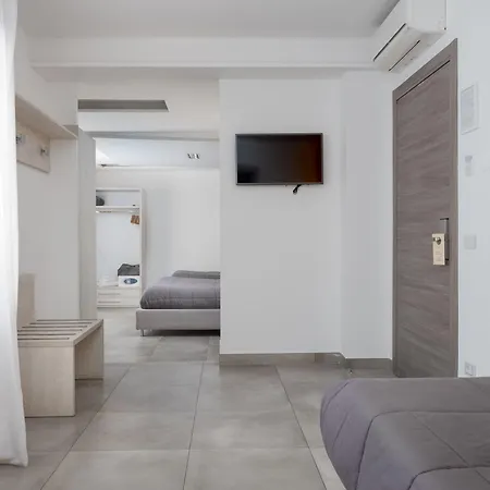 De Vivo Realty - Orange Suites Sorrento Sorrento