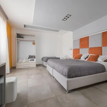 De Vivo Realty - Orange Suites Sorrento Gæstehus
