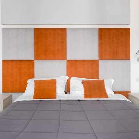 De Vivo Realty - Orange Suites Sorrento 4*