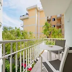 Orange - De Vivo Realty Sorrento
