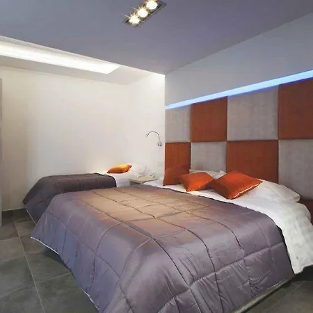 Orange Suites - De Vivo Realty Sorrento 4*