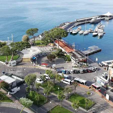 Guest house Orange Suites - De Vivo Realty Sorrento