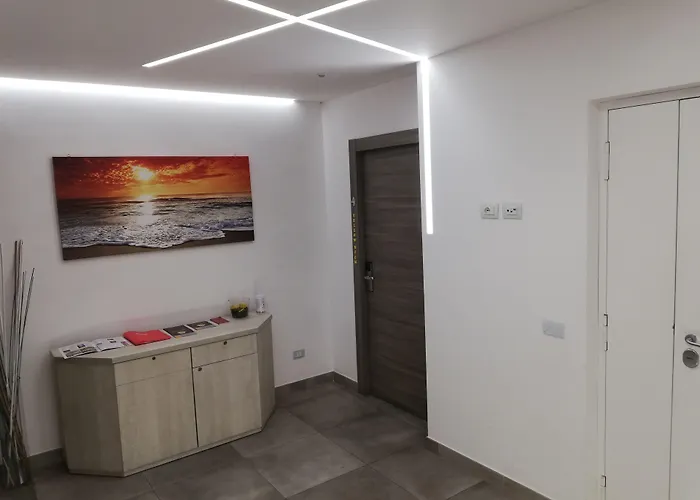 Orange - De Vivo Realty Sorrento